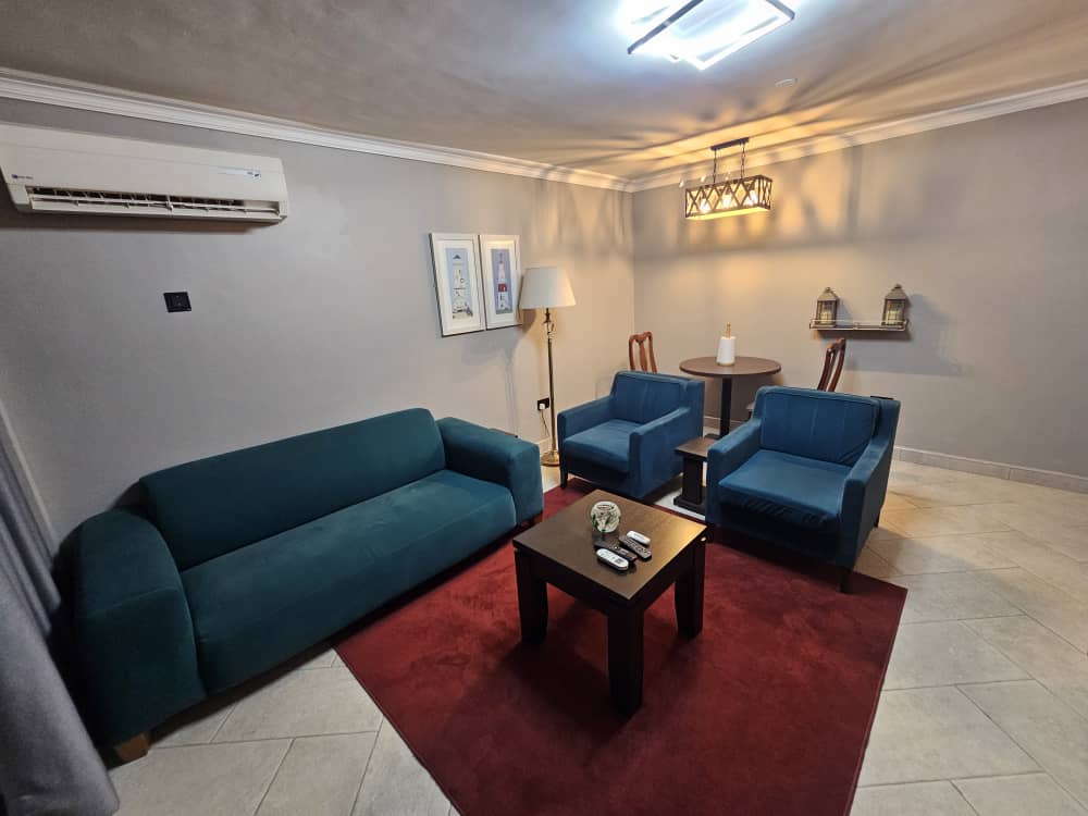 The Sitting Lounge
